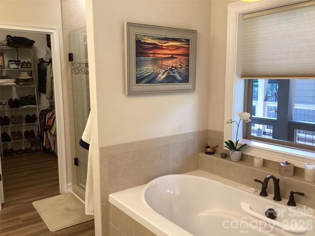1052 Porter Creek Drive, Franklin, NC 28734