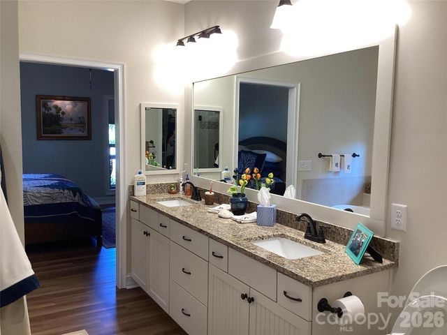1052 Porter Creek Drive, Franklin, NC 28734