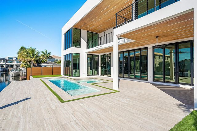 750 NE 69th Street, Boca Raton, FL 33487