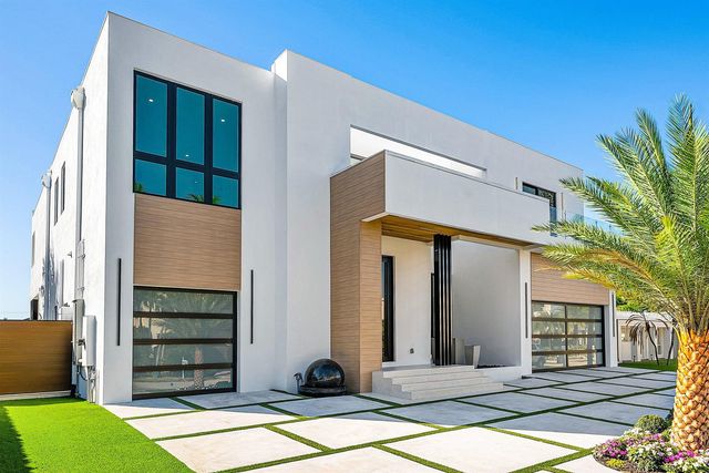 750 NE 69th Street, Boca Raton, FL 33487