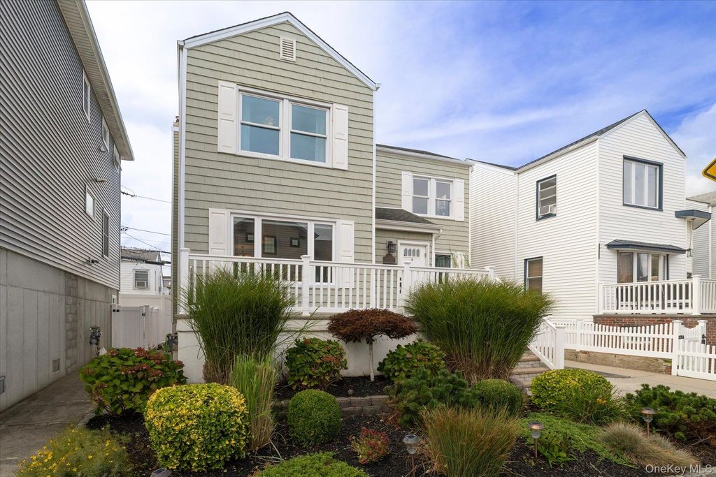 7 Vinton Street, Long Beach, NY 11561 — photo 2