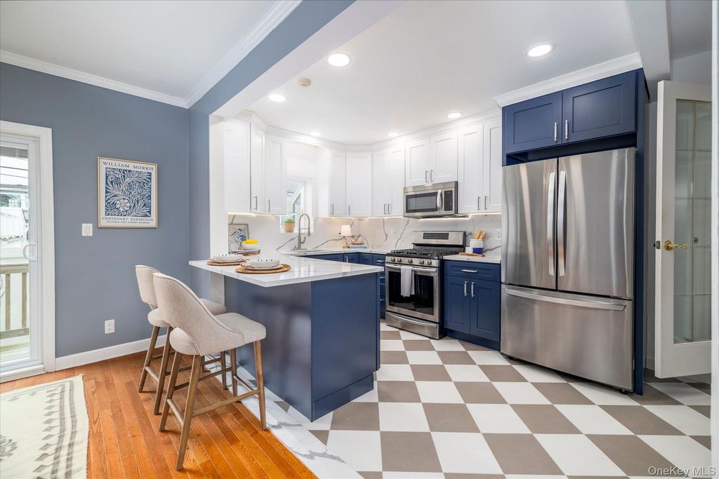 7 Vinton Street, Long Beach, NY 11561 — photo 5