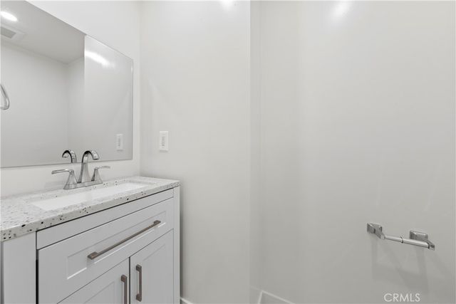 8832 Odessa Ave, North Hills, CA 91343