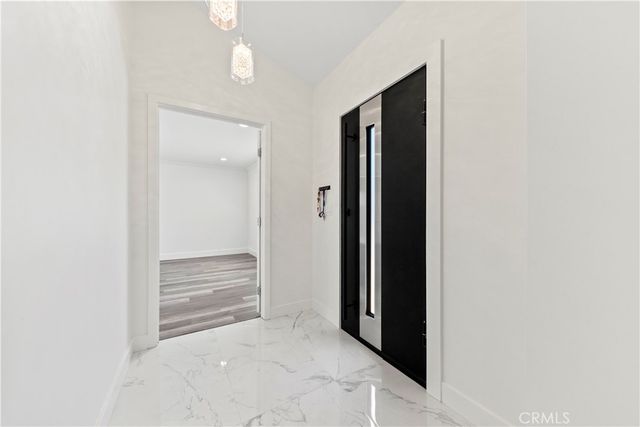 8832 Odessa Ave, North Hills, CA 91343