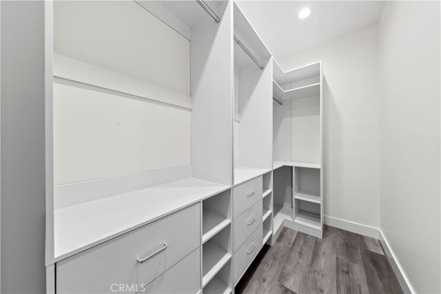 8832 Odessa Ave, North Hills, CA 91343