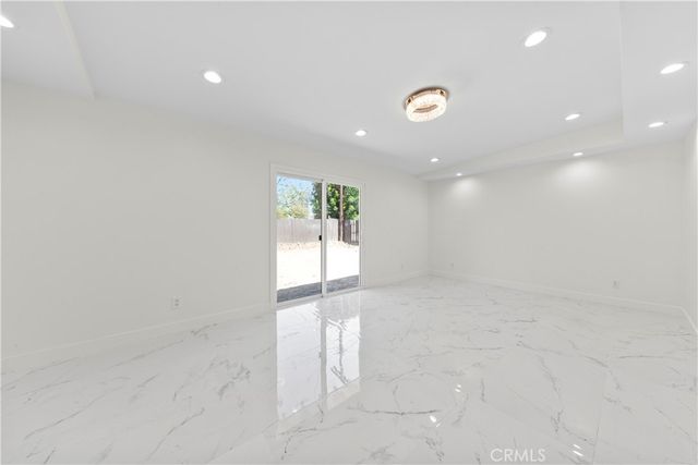 8832 Odessa Ave, North Hills, CA 91343