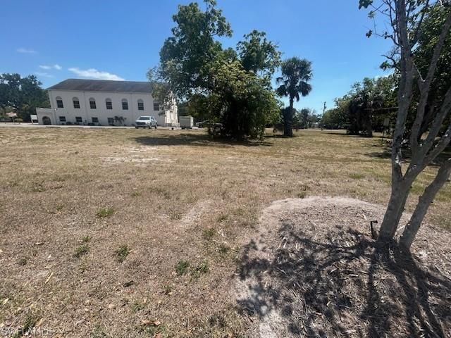 2756 Dr Martin Luther King Jr BLVD, Fort Myers, FL 33916