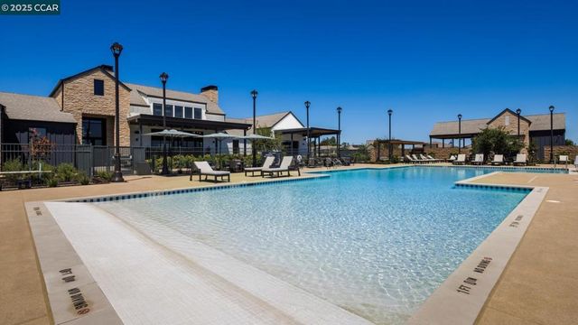 1625 1625 Granite Court, Tracy, CA 95377