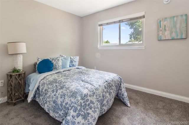 15768 Wendy Street, Taylor, MI 48180