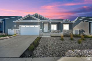 8719 W BECKVILLE DR, Magna, UT 84044