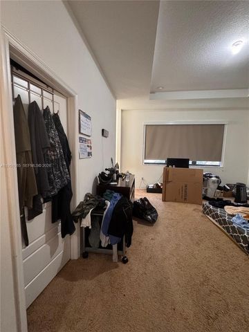 772 NE 191st Ter 772, Miami, FL 33179