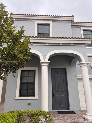 772 NE 191st Ter 772, Miami, FL 33179