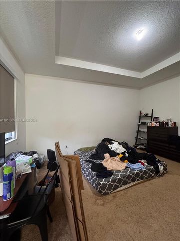 772 NE 191st Ter 772, Miami, FL 33179