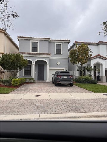 772 NE 191st Ter 772, Miami, FL 33179