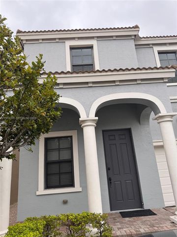 772 NE 191st Ter 772, Miami, FL 33179