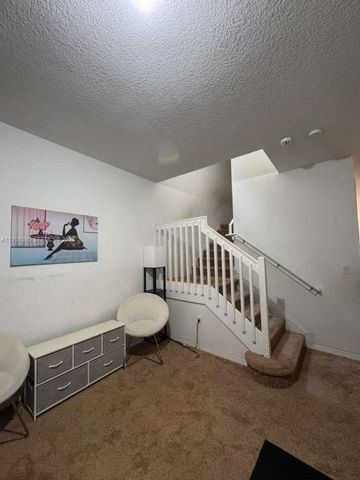 772 NE 191st Ter 772, Miami, FL 33179