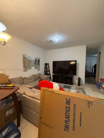 772 NE 191st Ter 772, Miami, FL 33179