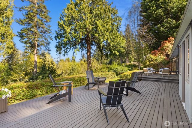 10700 NE Broomgerrie Road, Bainbridge Island, WA 98110