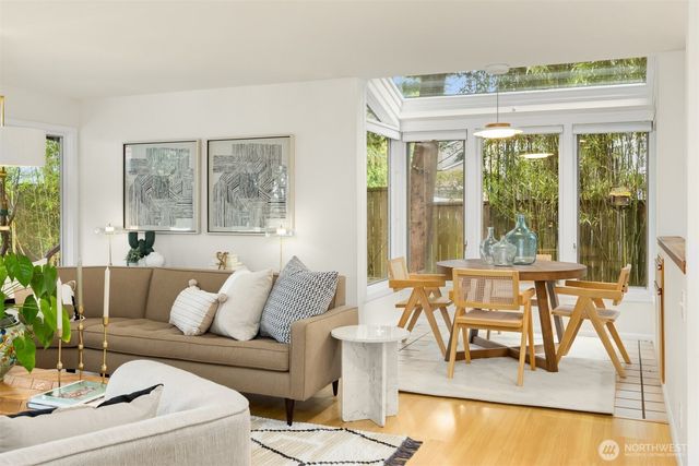 10700 NE Broomgerrie Road, Bainbridge Island, WA 98110