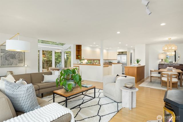 10700 NE Broomgerrie Road, Bainbridge Island, WA 98110