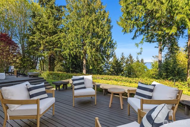 10700 NE Broomgerrie Road, Bainbridge Island, WA 98110