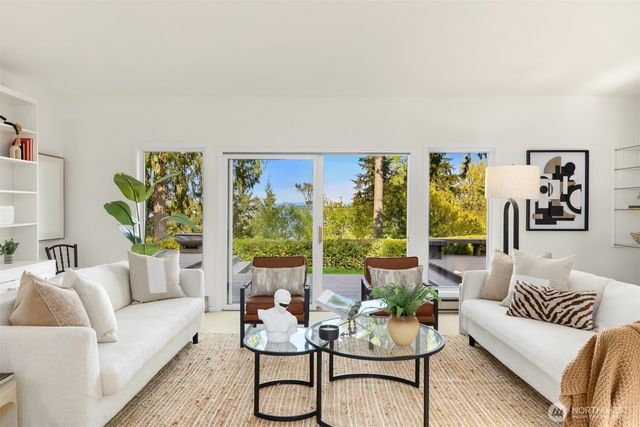 10700 NE Broomgerrie Road, Bainbridge Island, WA 98110