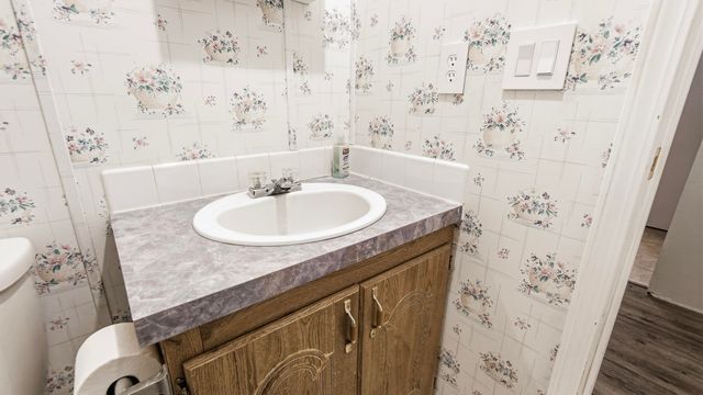 543 Cat Island Road, Defuniak Springs, FL 32433