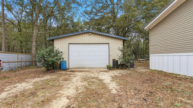 543 Cat Island Road, Defuniak Springs, FL 32433