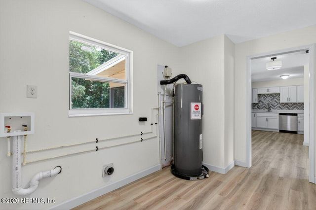 133 MAGNOLIA Avenue E, East Palatka, FL 32131