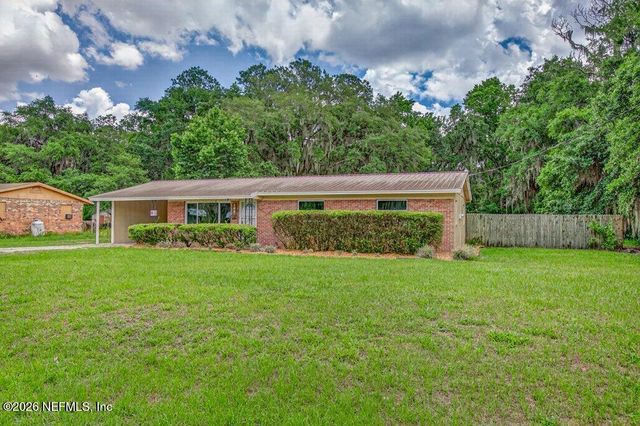 133 MAGNOLIA Avenue E, East Palatka, FL 32131