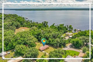 133 MAGNOLIA Avenue E, East Palatka, FL 32131