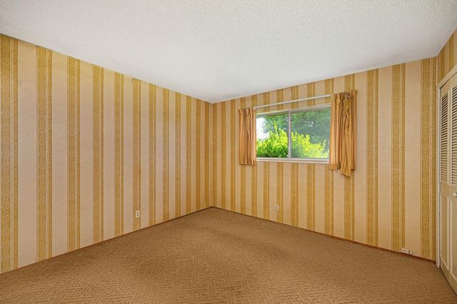 7430 Conrad Dr, Sacramento, CA 95828