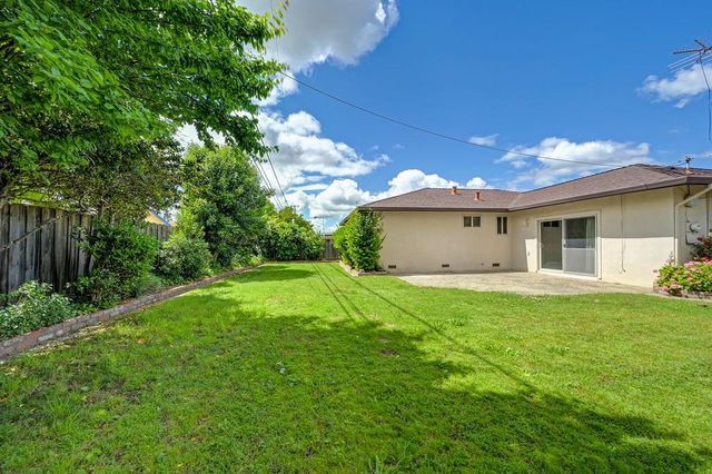 7430 Conrad Dr, Sacramento, CA 95828