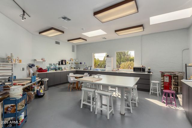 7910 E CAMELBACK Road 312, Scottsdale, AZ 85251