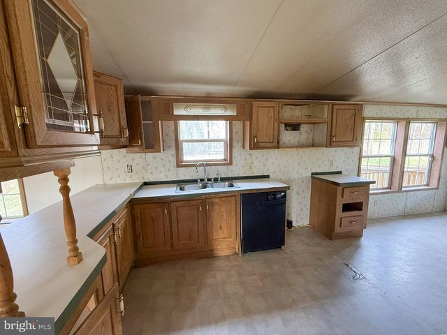 87 CHEVY LN, Newport, PA 17074