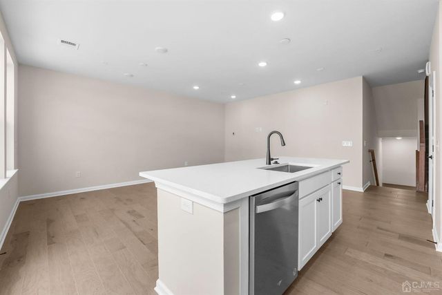 119 Lyla Lane, New Brunswick, NJ 08901