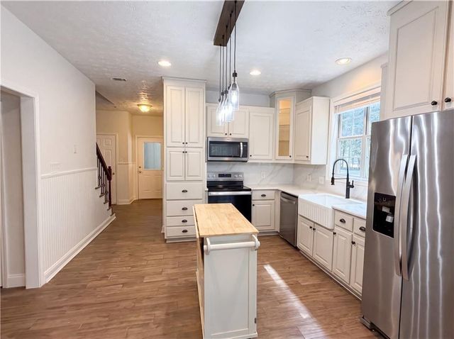 346 Carnation Drive, Social Circle, GA 30025