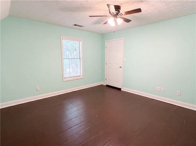 346 Carnation Drive, Social Circle, GA 30025