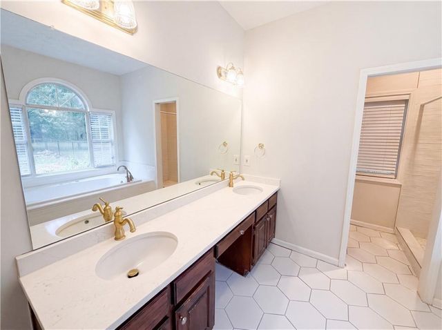 346 Carnation Drive, Social Circle, GA 30025