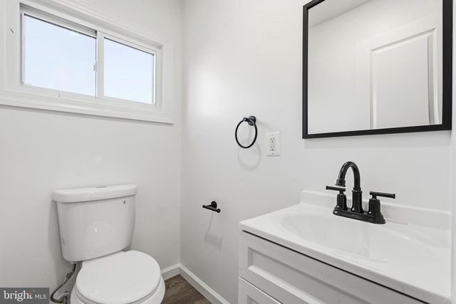 917 EMERSON ST NW, Washington, DC 20011