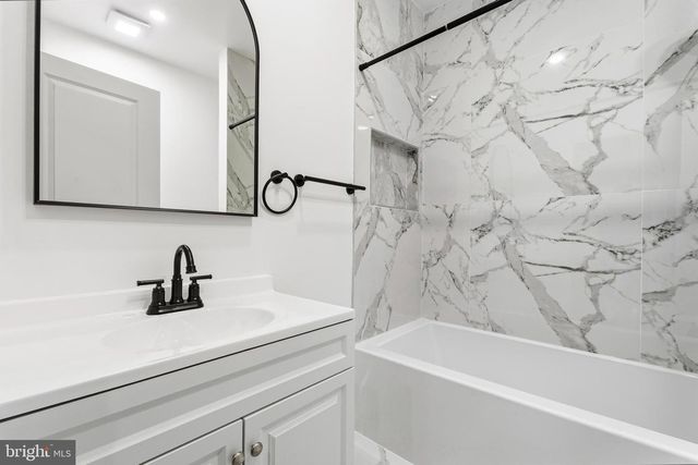 917 EMERSON ST NW, Washington, DC 20011