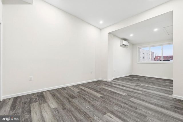 917 EMERSON ST NW, Washington, DC 20011