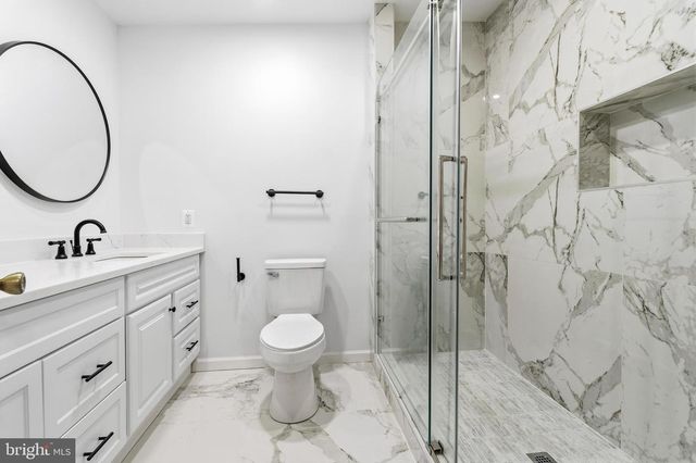 917 EMERSON ST NW, Washington, DC 20011