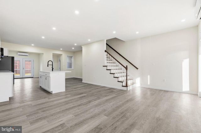 917 EMERSON ST NW, Washington, DC 20011