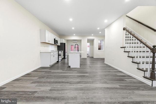 917 EMERSON ST NW, Washington, DC 20011