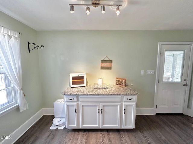 802 Russell Avenue, Reidsville, NC 27320