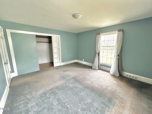 802 Russell Avenue, Reidsville, NC 27320