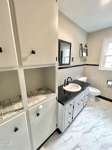 802 Russell Avenue, Reidsville, NC 27320