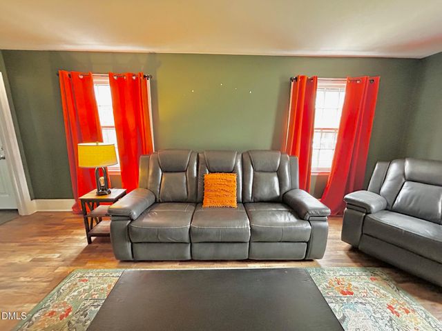 802 Russell Avenue, Reidsville, NC 27320