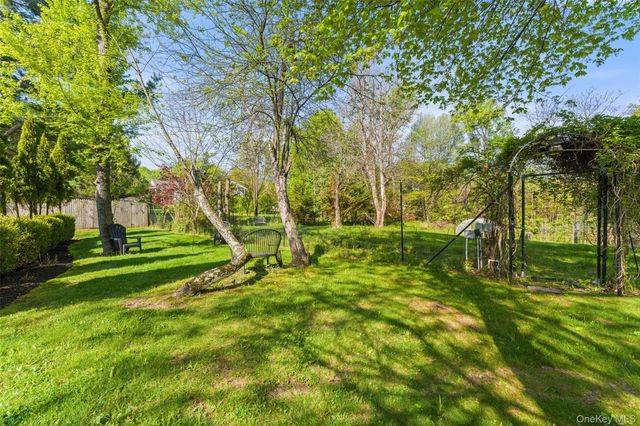 241 Chapel Hill Road, Highland, NY 12528